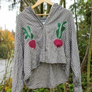 Upcycled Hooded Beet Flannel Applique